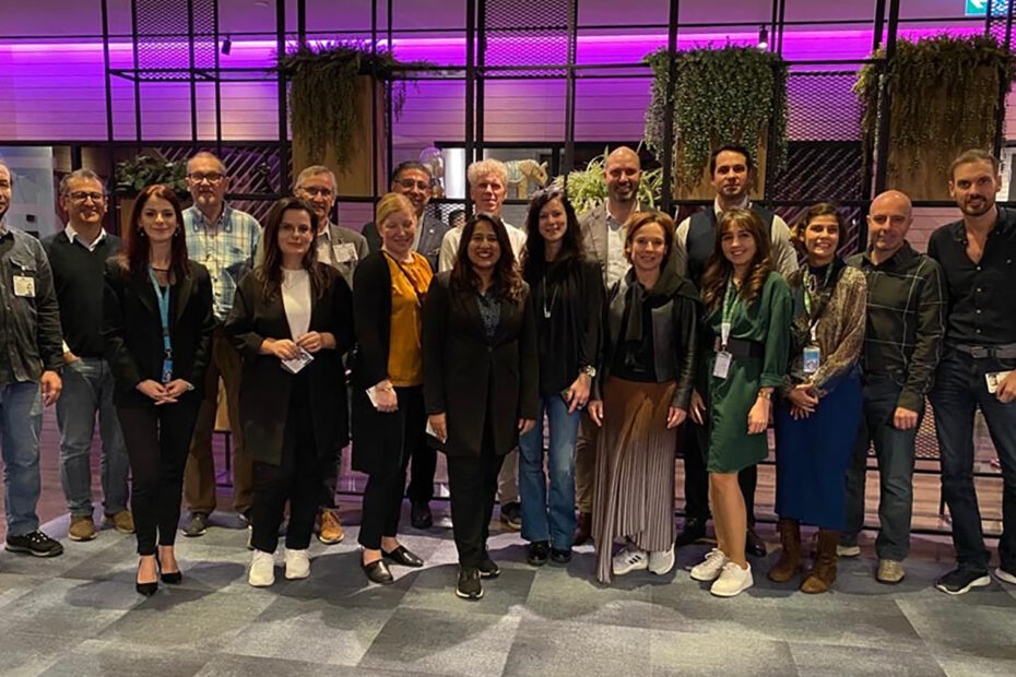 Inclavi Experts posing at Istanbul Airport